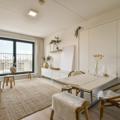 Przytulne wnętrze mieszkania, które może być Twoje po dopełnieniu formalności przy kupnie mieszkania.